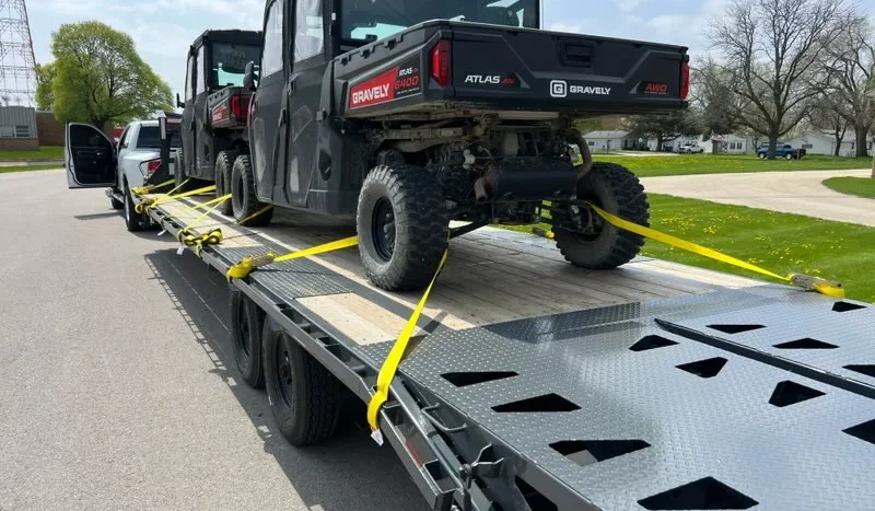 Utility vehicle transport service for safe equipment shipping across the U.S